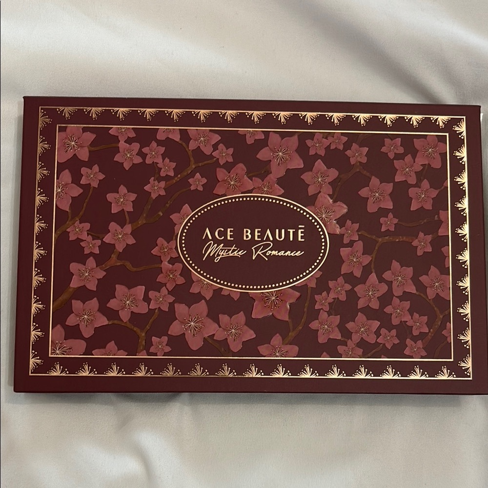 Ace Beauté Mystic Romance Palette